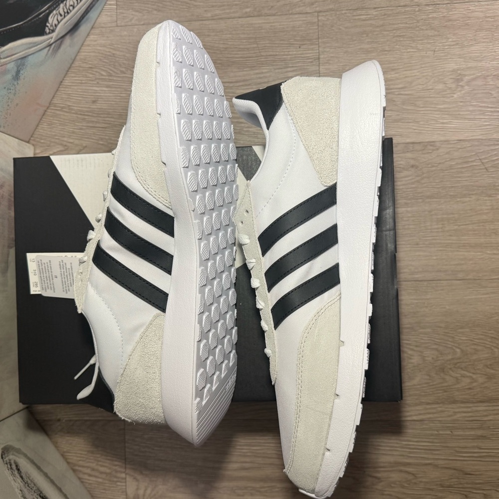 New Adidas Run 60s 2.0 Mens Shoes GX1739 White black Grey Sizes 8.5, 9, 9.5 - 13 - Picture 7 of 11